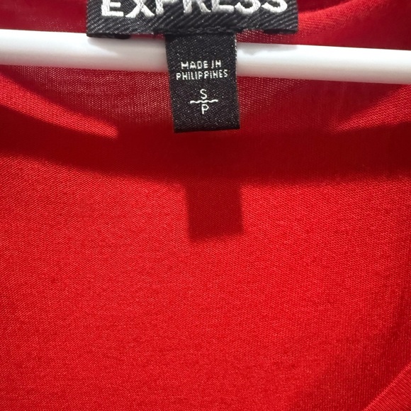 Size small red express top with sheer dolman style sleeves excellent condition - Picture 3 of 3